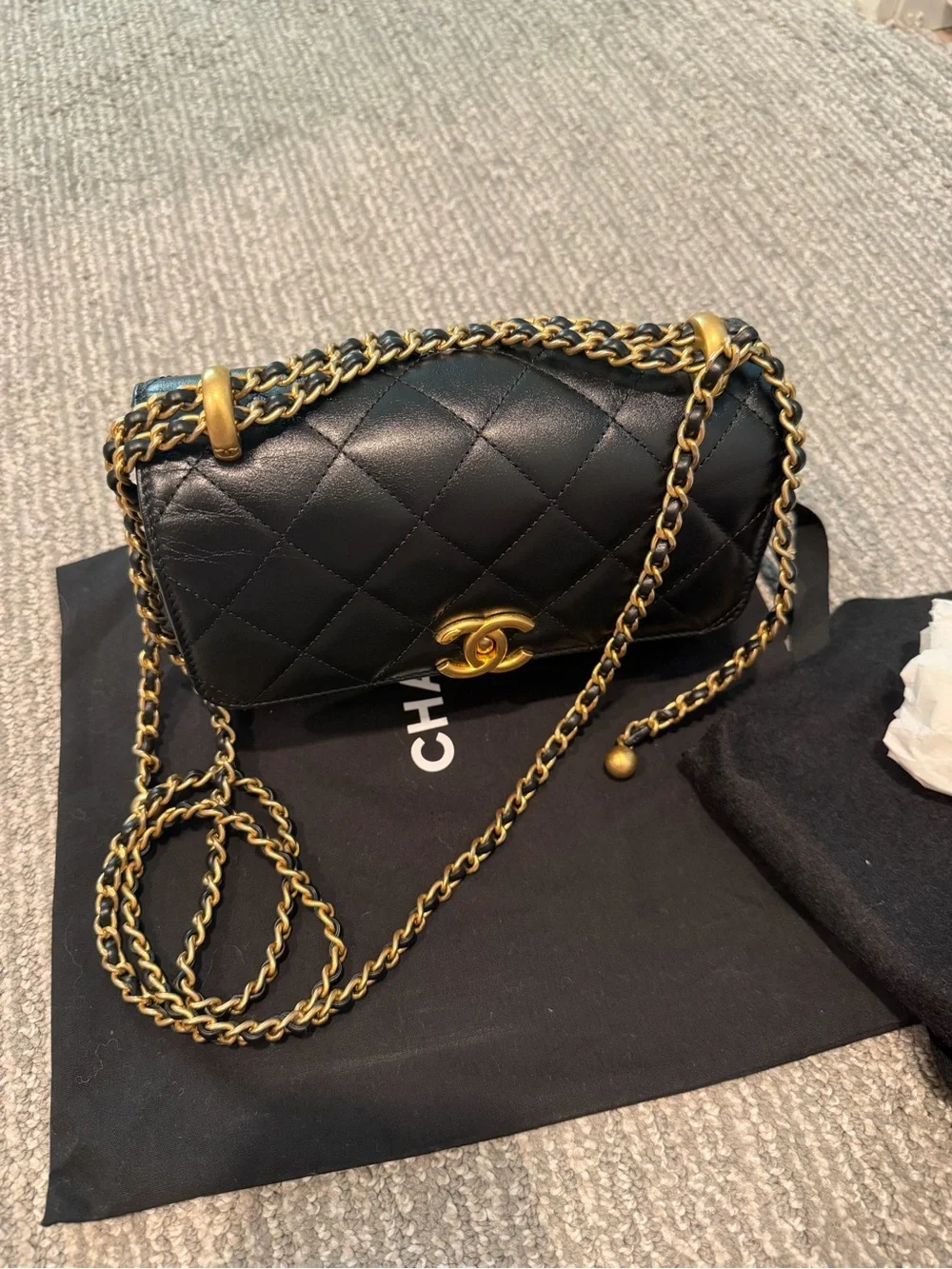 CHANEL Small Flap Bag in Shiny Calfskin & Gold-Tone Metal